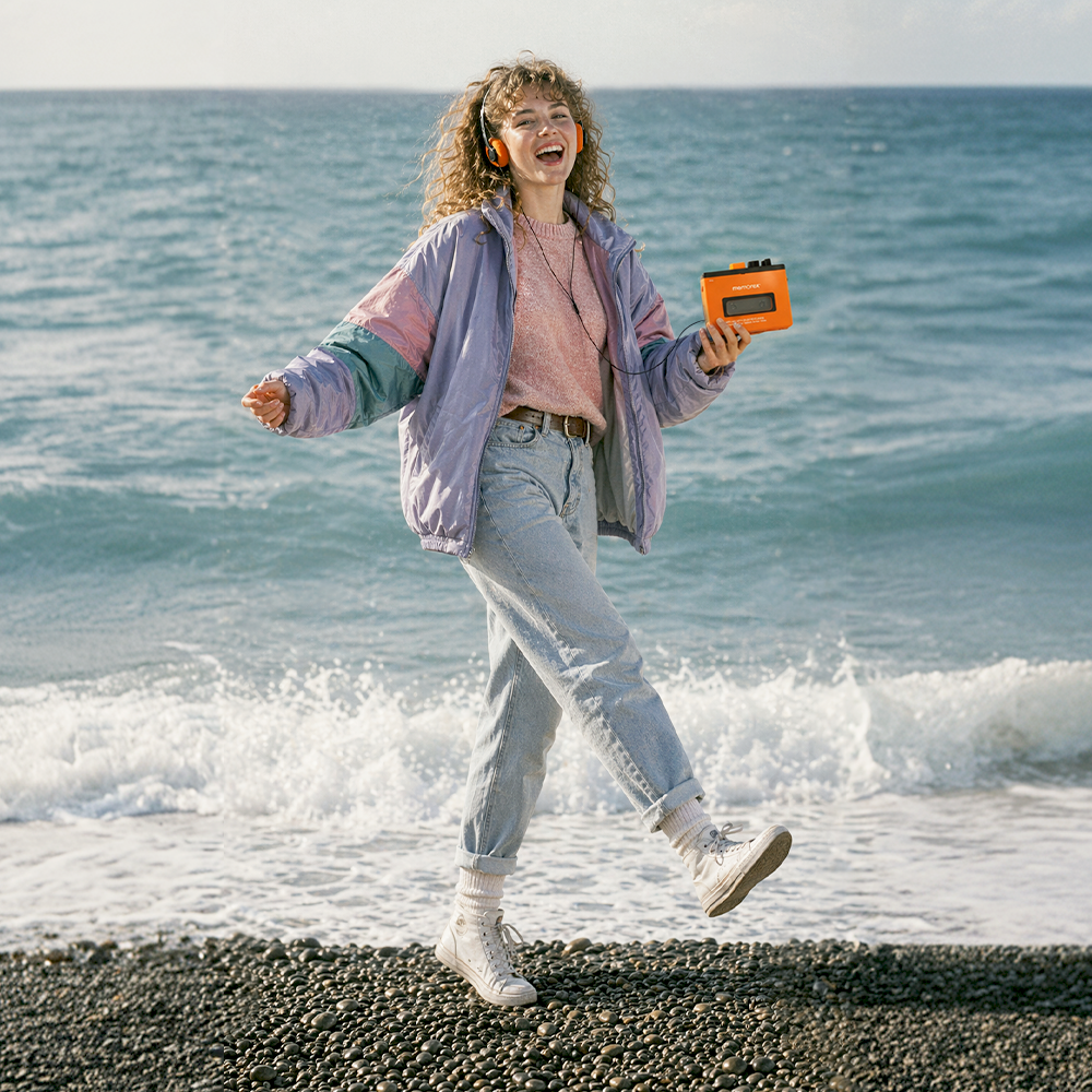 Auto Reverse Portable Cassette Player (MX-WM-88S)