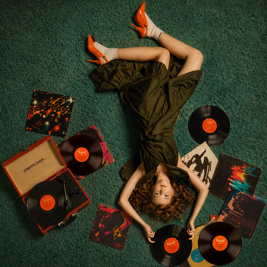 Suitcase Portable Vinyl Turntable with Speakers